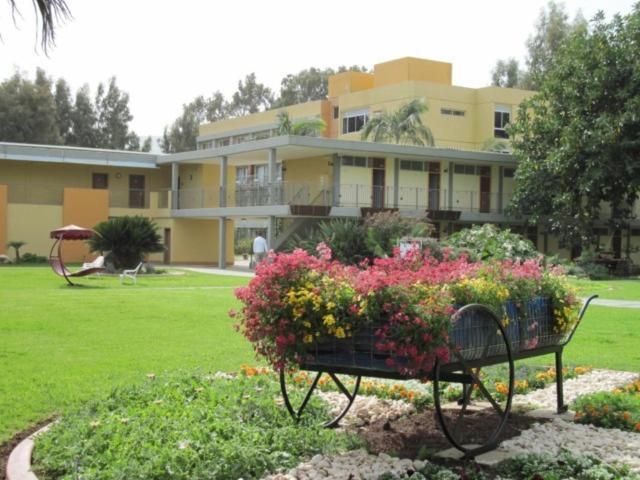 Nof Kibbutz Hotel 2*
